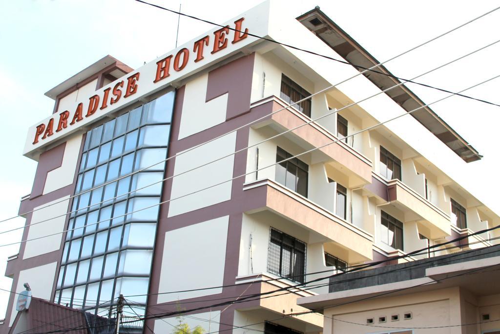 Paradise Hotel Tanjung Pinang Buitenkant foto