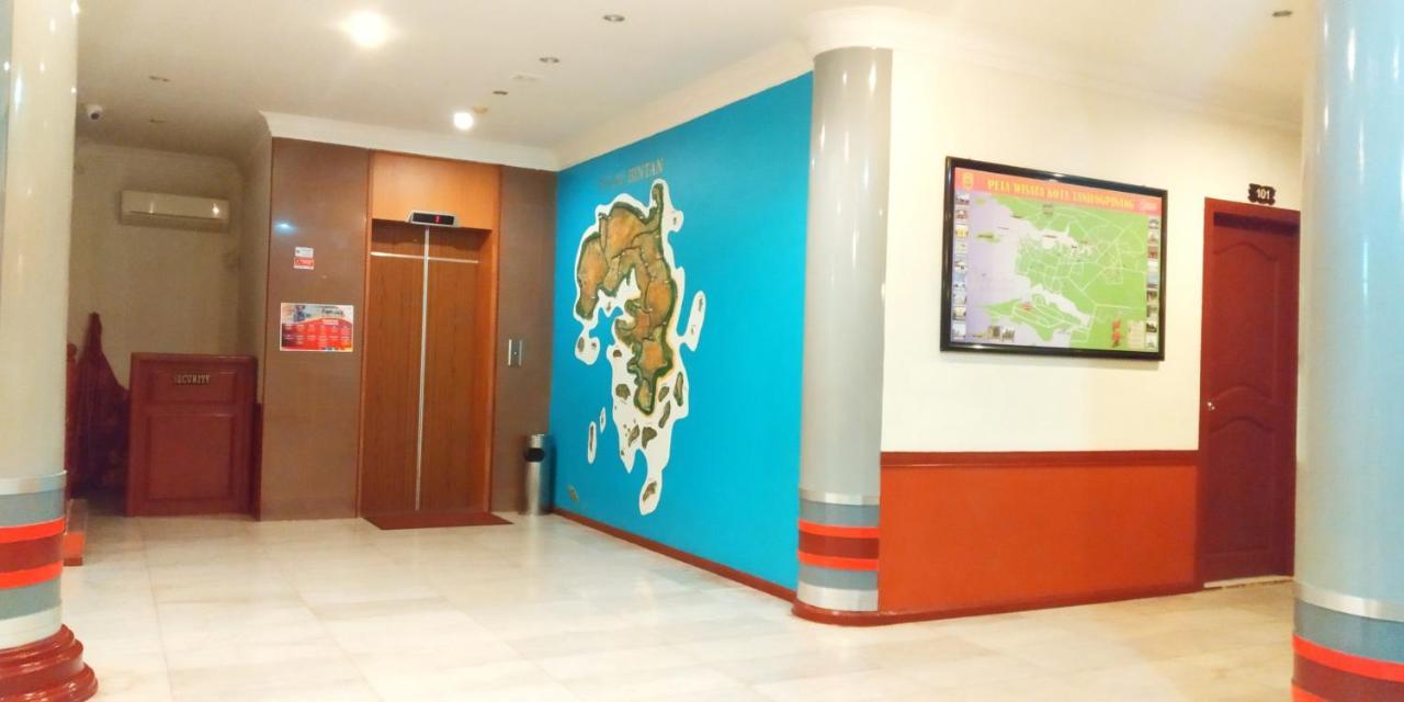 Paradise Hotel Tanjung Pinang Buitenkant foto